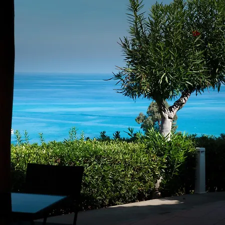 Hotel apartamentowy New Paradise