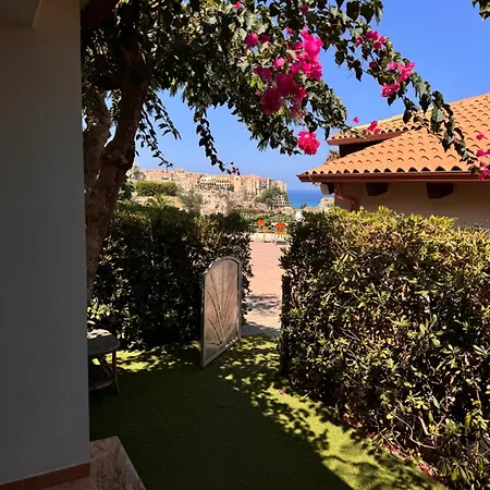 Aparthotel New Paradise Tropea