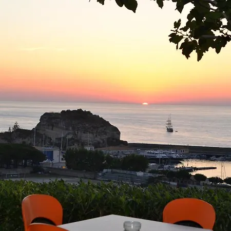 New Paradise Aparthotel Tropea