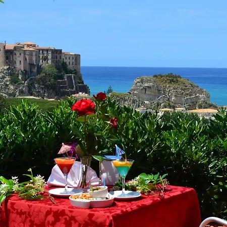 New Paradise 2* Tropea
