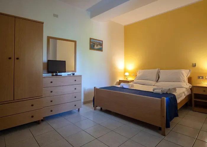 Apart Otel New Paradise