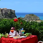 New Paradise Tropea