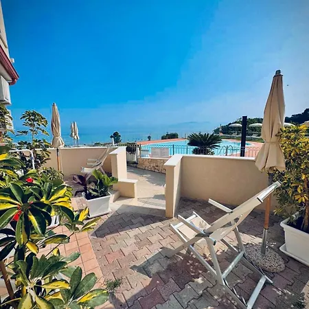 New Paradise Apart-hotel