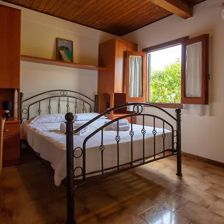 Aparthotel New Paradise Tropea