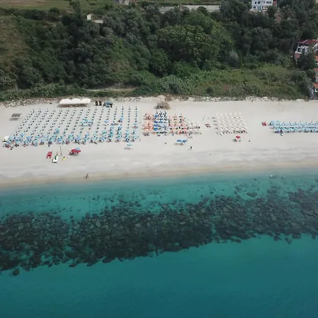 New Paradise 4* Tropea