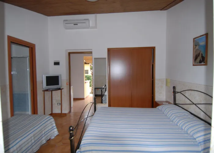 Aparthotel New Paradise Tropea