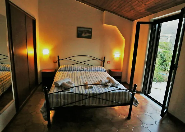 Aparthotel New Paradise 4*