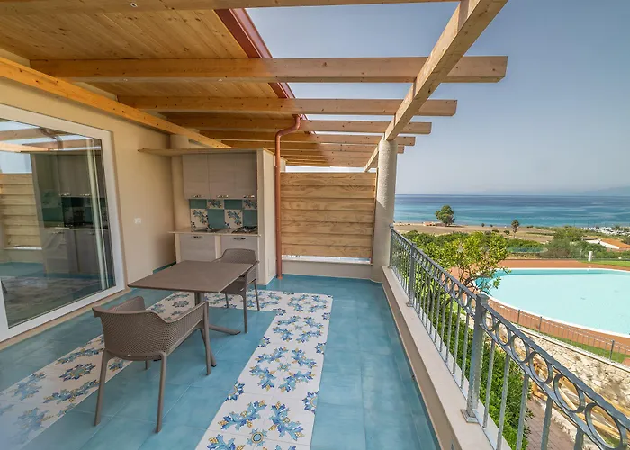 New Paradise Aparthotel 4*